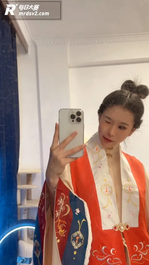 抖音高颜值网红 宵夜相关图片1 抖音高颜值网红 宵夜相关图片1
