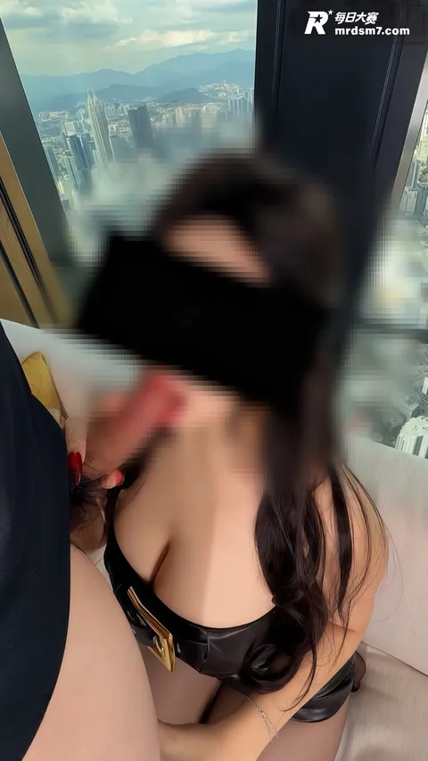 推特巨乳福利姬 九九相关图片1 推特巨乳福利姬 九九相关图片1