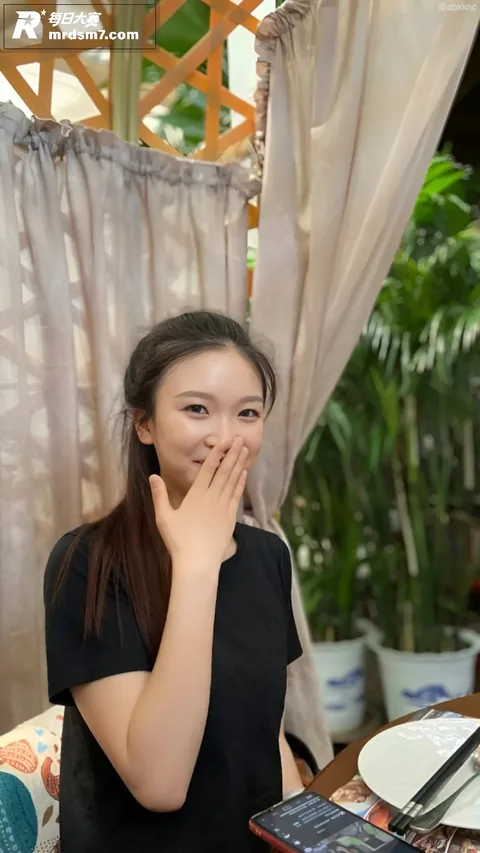 广东湛江雷州市少妇 相关图片2 广东湛江雷州市少妇 相关图片2