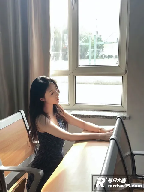 高颜值反差美女 性爱相关图片1 高颜值反差美女 性爱相关图片1